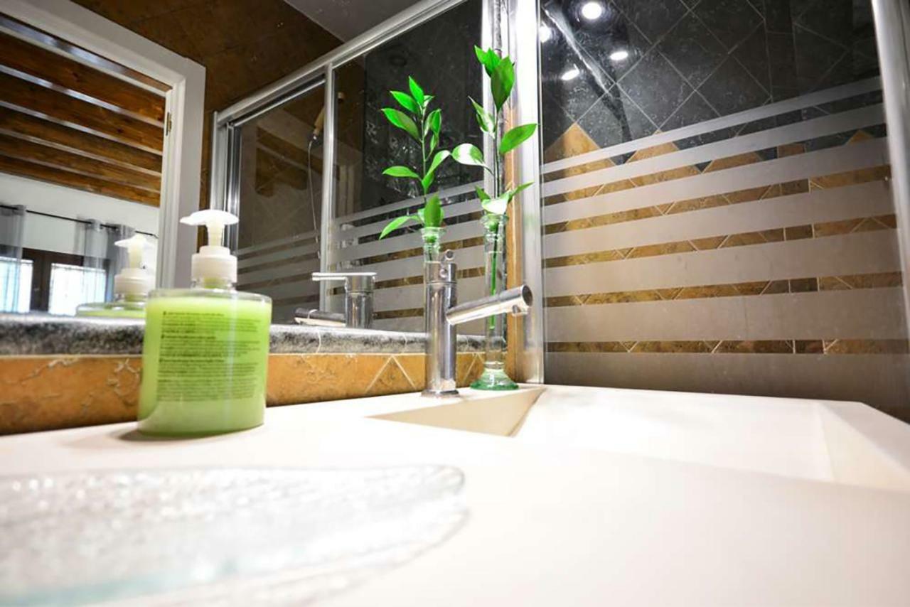 Casa Alfalfa 2 Dormitorios Terraza Y Solarium Privado Sevilla Dış mekan fotoğraf